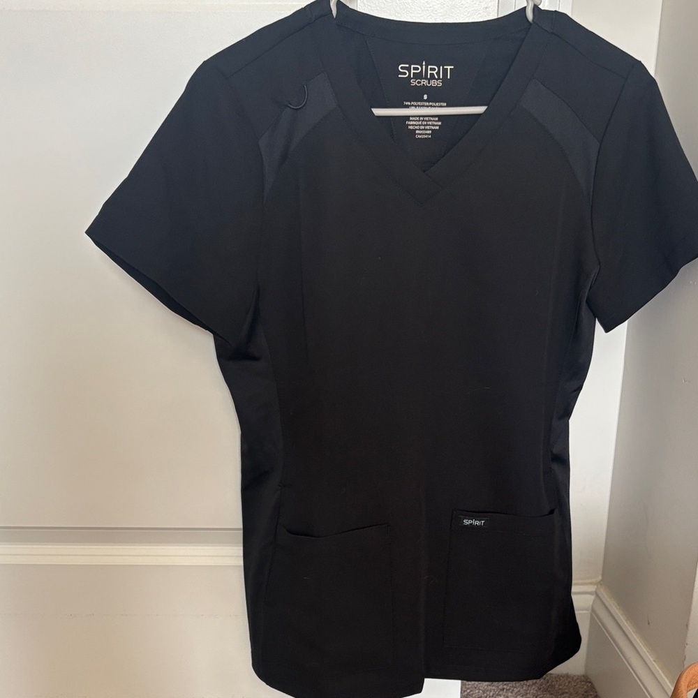 SPIRIT Scrubs Black V-Neck Medical Top